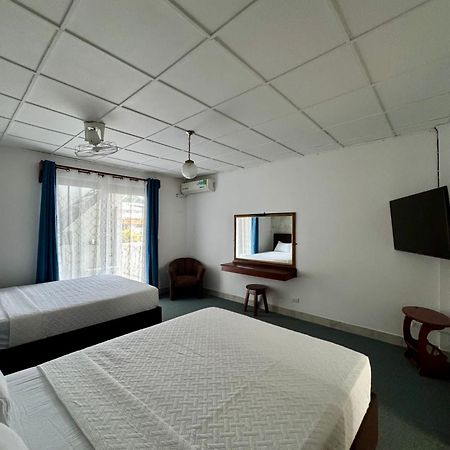 Hotel Malinche Quepos Eksteriør bilde