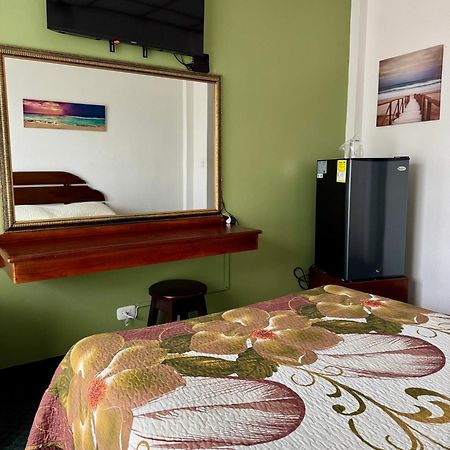 Hotel Malinche Quepos Eksteriør bilde