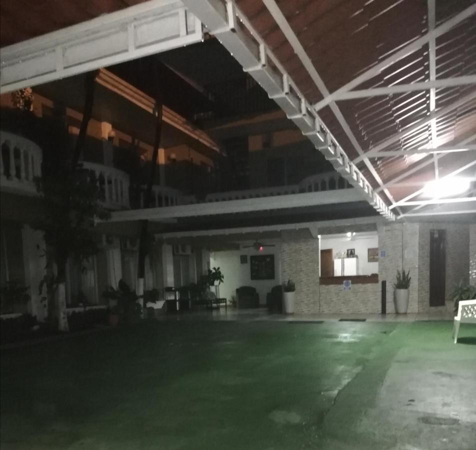 Hotel Malinche Quepos Eksteriør bilde