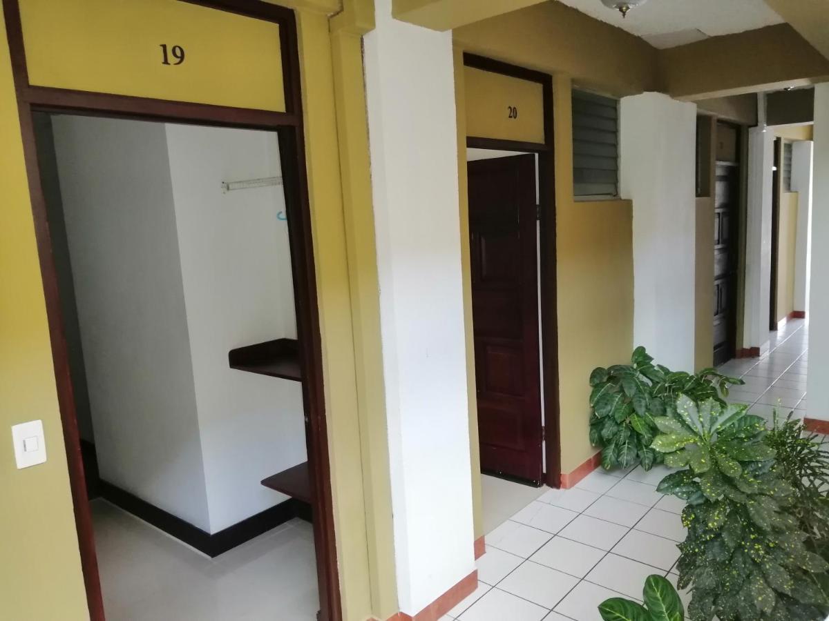 Hotel Malinche Quepos Eksteriør bilde
