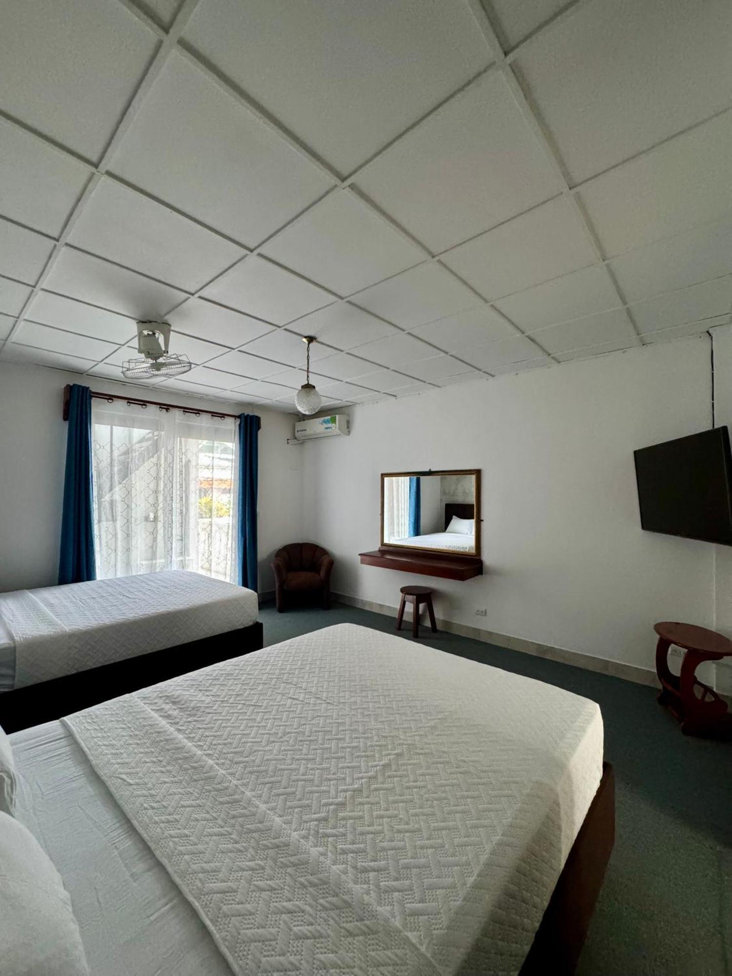 Hotel Malinche Quepos Eksteriør bilde