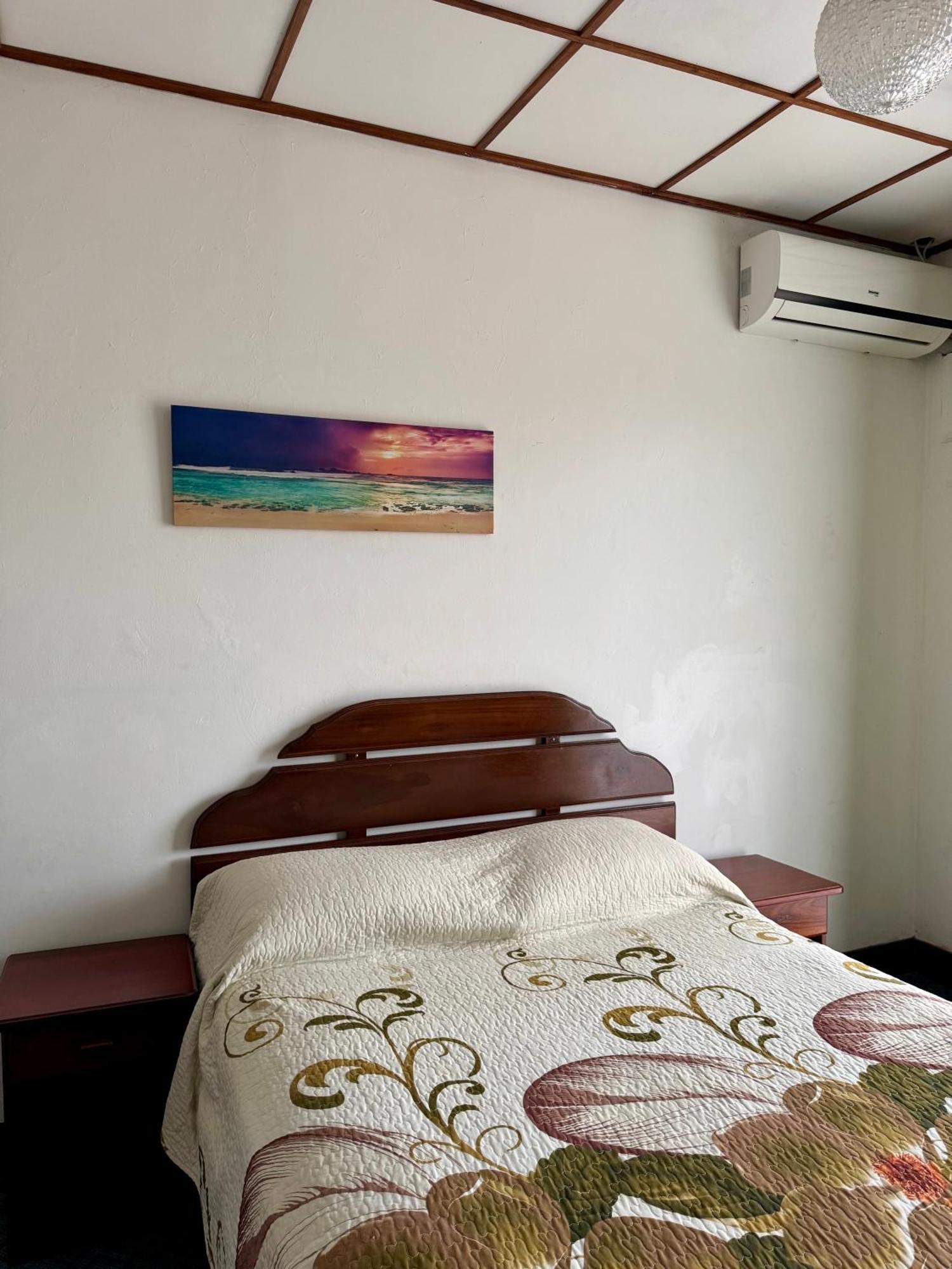 Hotel Malinche Quepos Eksteriør bilde